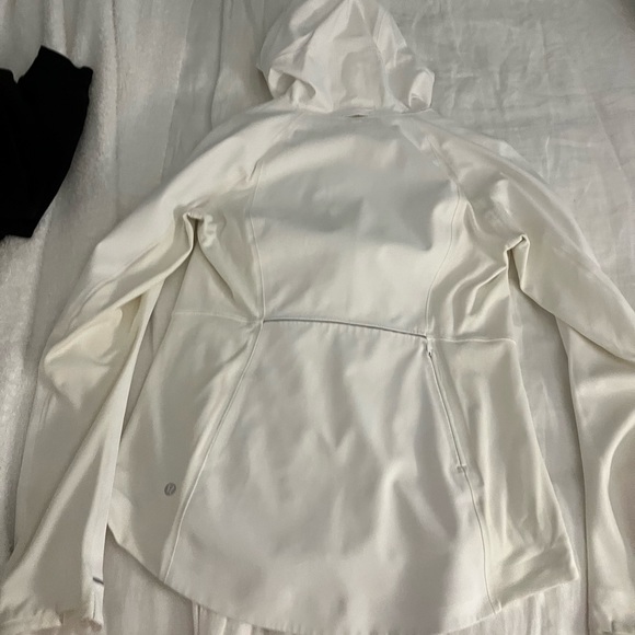 Lululemon jacket - Picture 2 of 4